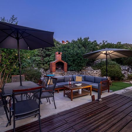 Apartment With Terrace And Mini Pool Green Gold Дубровник Екстериор снимка