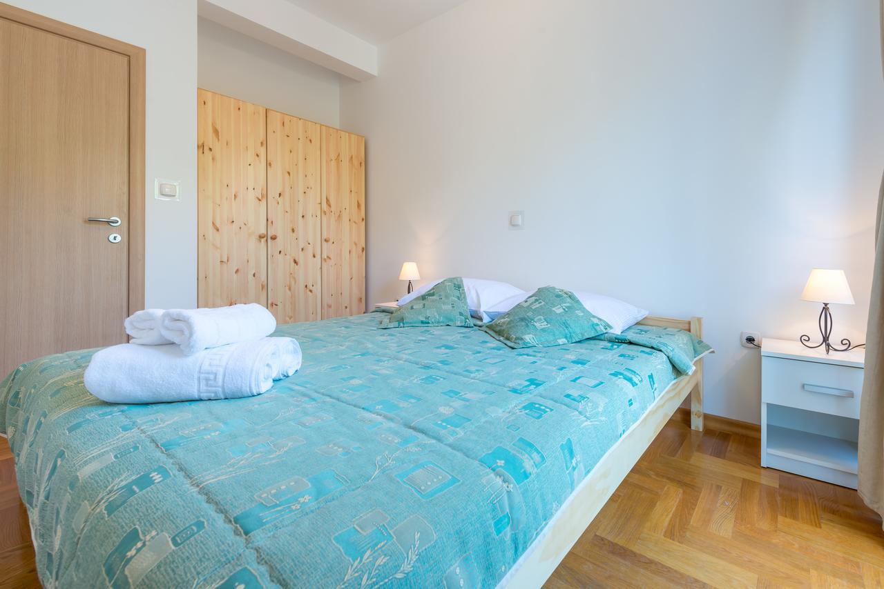 Apartment With Terrace And Mini Pool Green Gold Дубровник Екстериор снимка